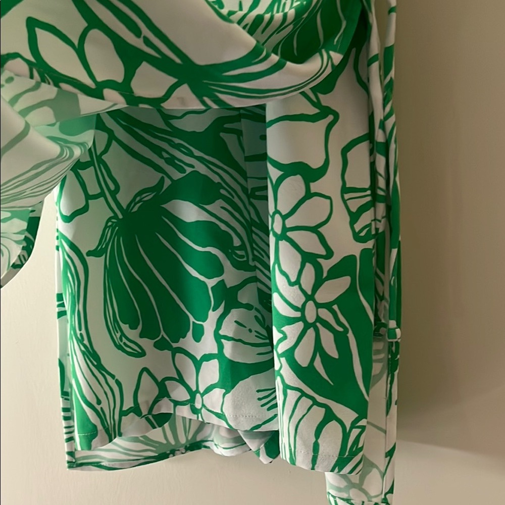 Lily Pulitzer Green and white romper size 0 - Picture 2 of 4
